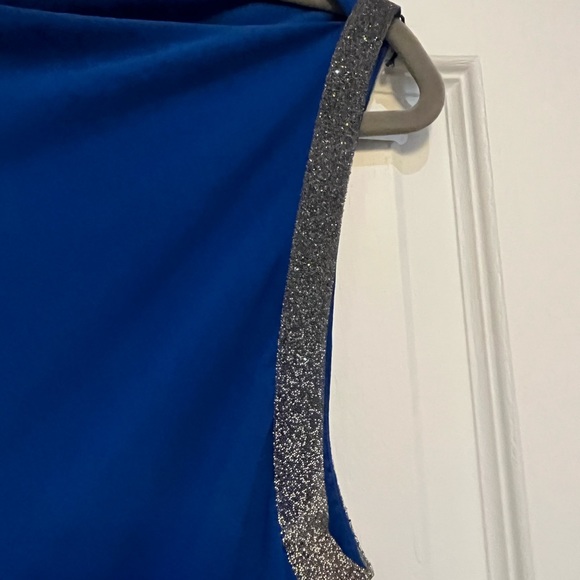 Halston Heritage evening gown, size 10. Worn once! - Picture 2 of 6